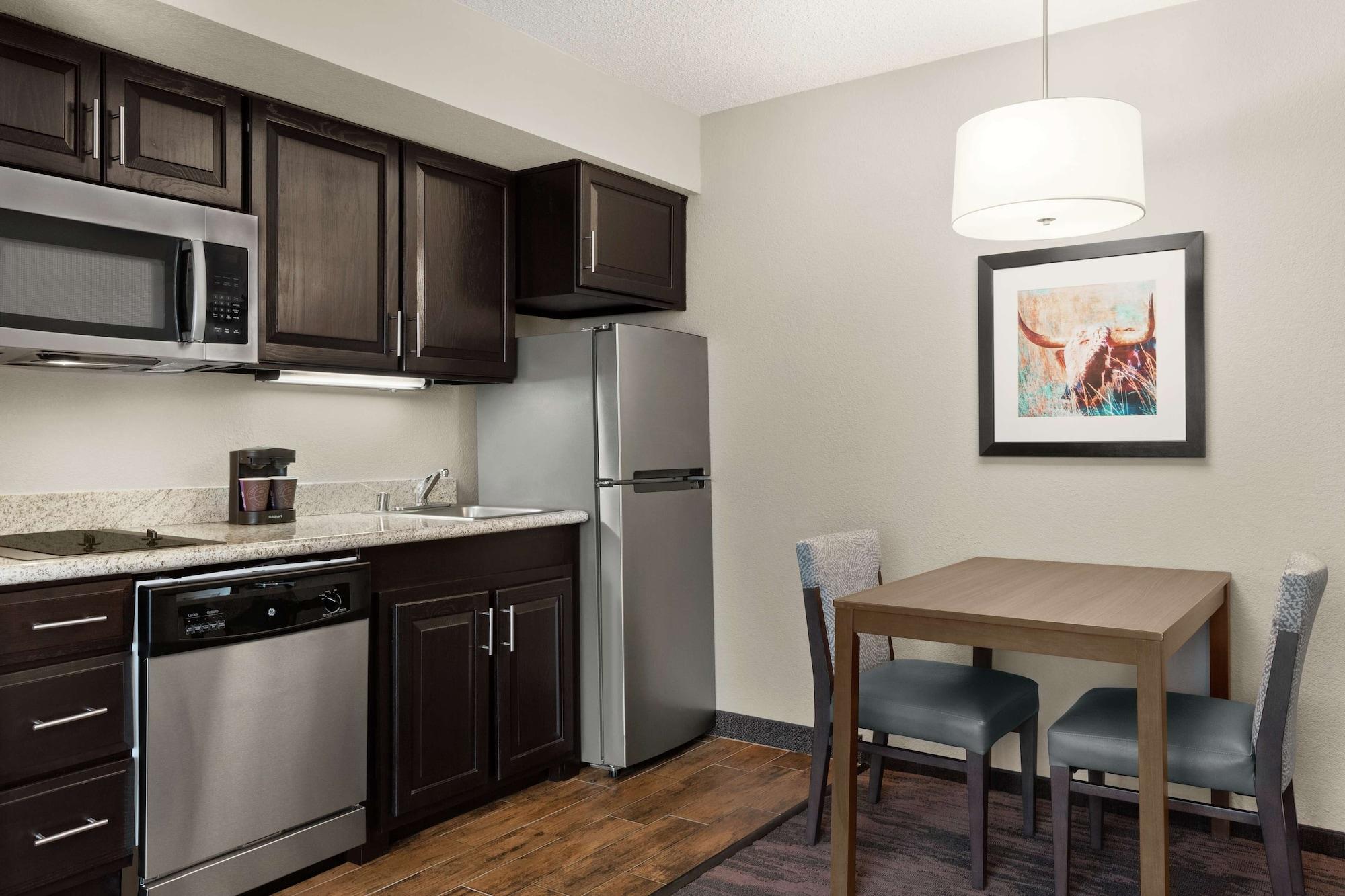 Addison Suites Bagian luar foto