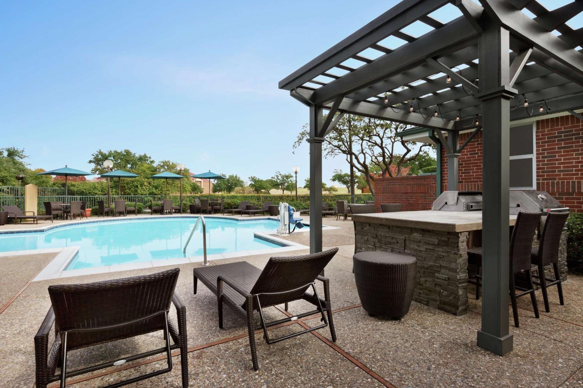 Addison Suites Bagian luar foto